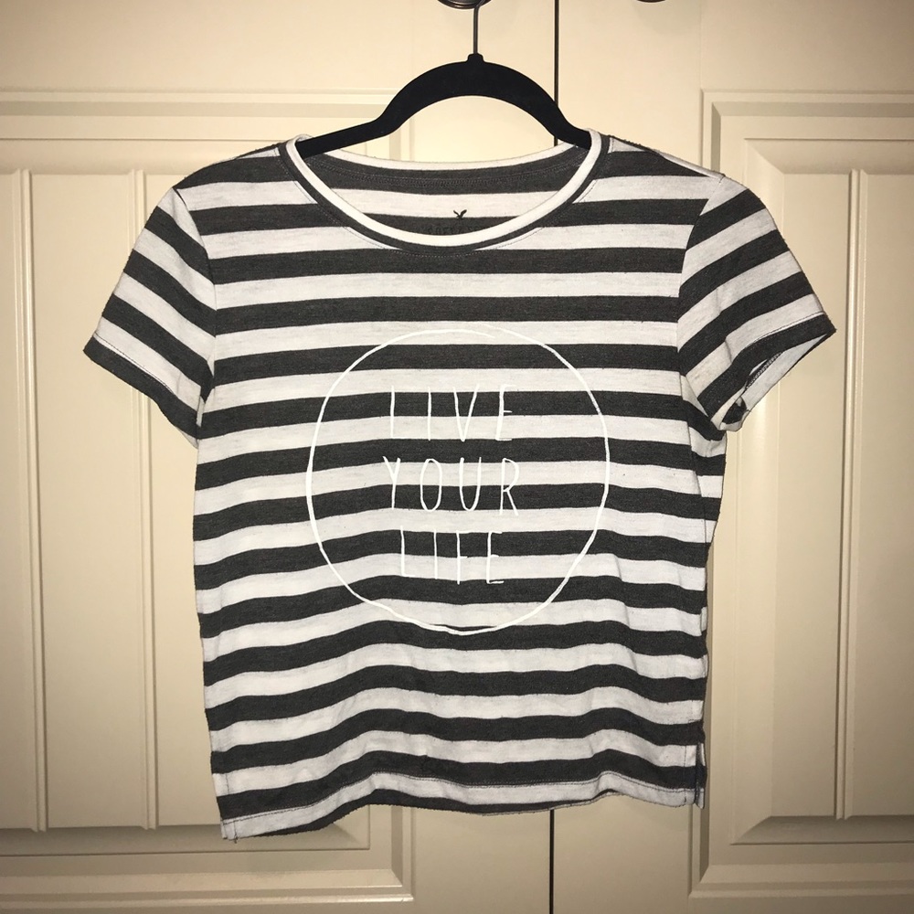 American Eagle tee